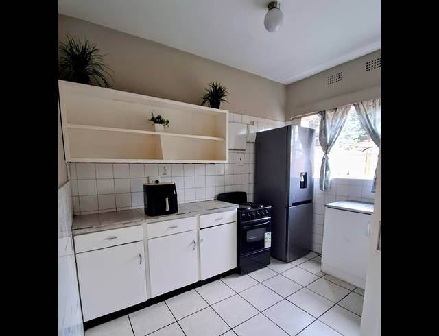 2 BEDROOM DUPLEX FOR SALE IN WINDSOR EAST